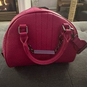 Steve Madden pink cross body
